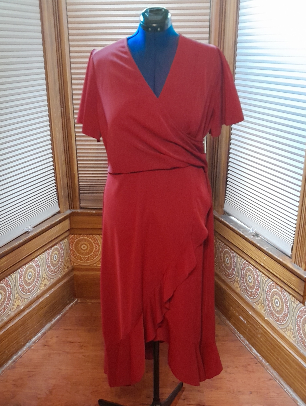 JJ's House Faux Wrap Midi Dress with Ruffle Detail NWOT